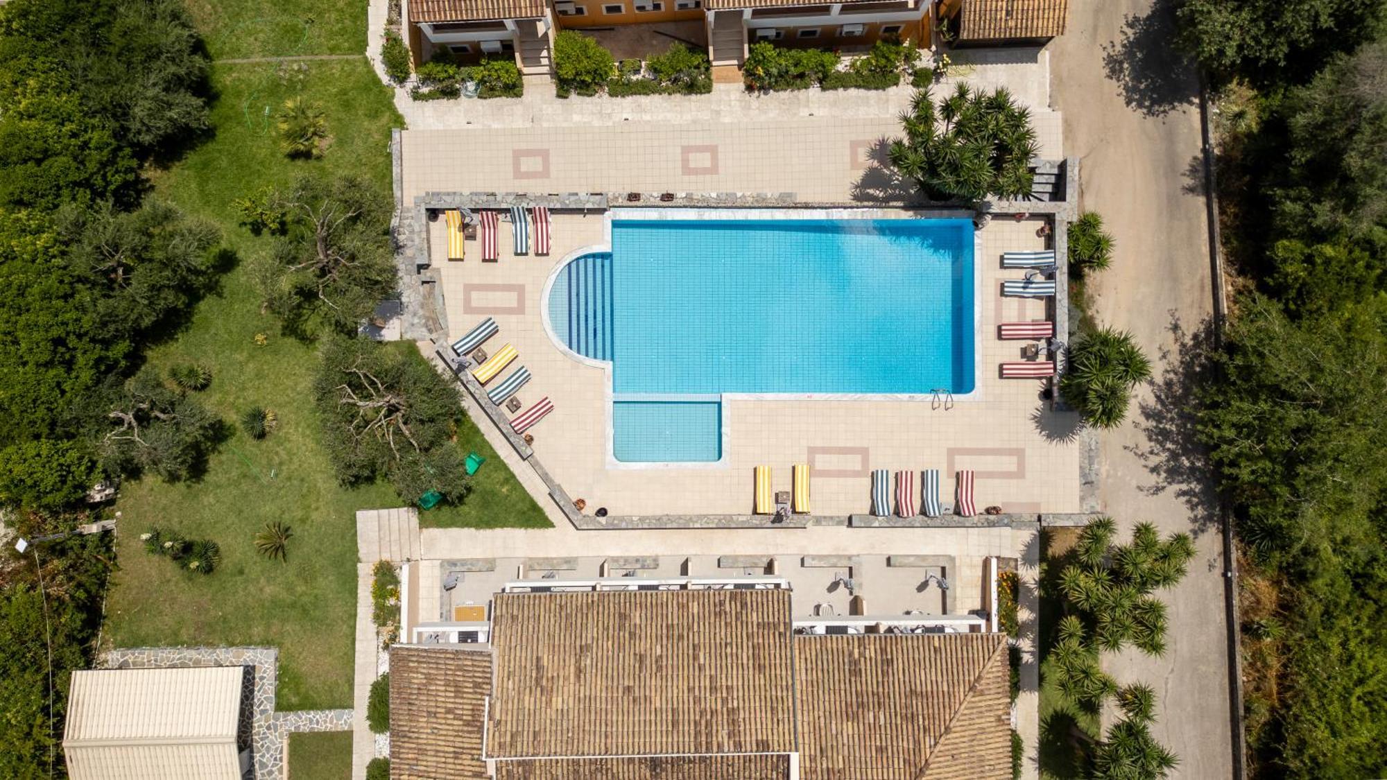Aparthotel Little Corfu Dassiá Exteriér fotografie